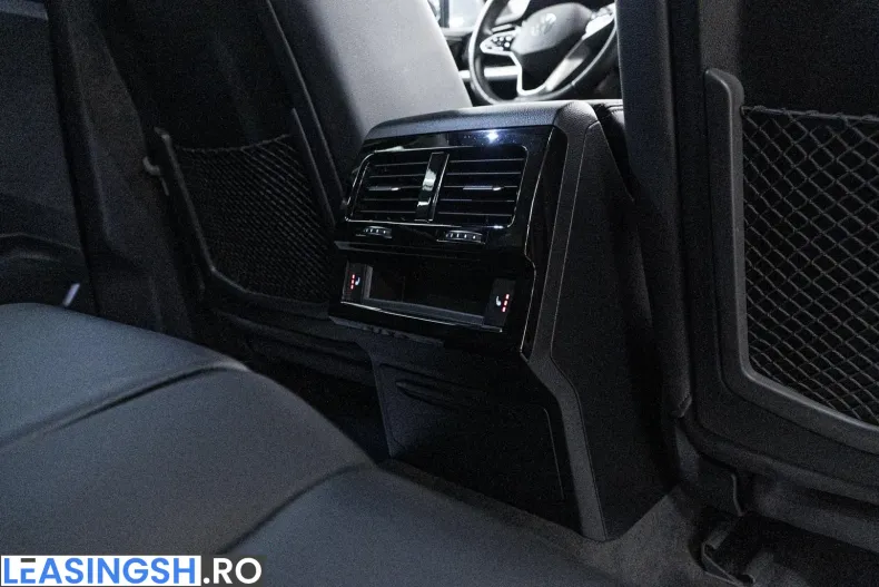 Volkswagen Touareg din 2023 cu 36.000 km - oferta VOL252299 - foto 20