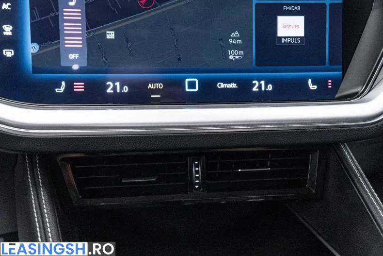 Volkswagen Touareg din 2023 cu 36.000 km - oferta VOL252299 - foto 28