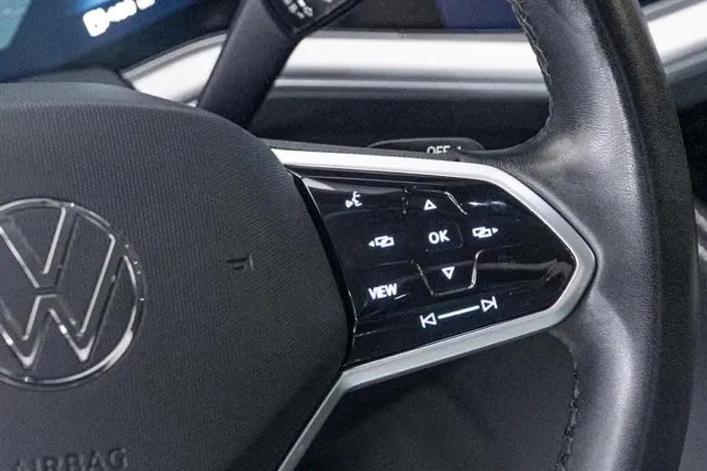 Volkswagen Touareg din 2023 cu 36.000 km - oferta VOL252299 - foto 32