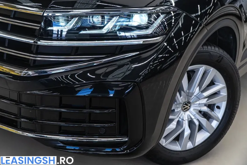 Volkswagen Touareg din 2023 cu 36.000 km - oferta VOL252299 - foto 39