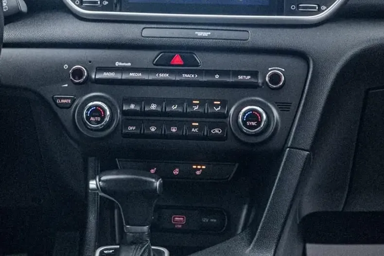 Kia Sportage din 2021 cu 178.000 km - oferta KIA252303 - foto 4
