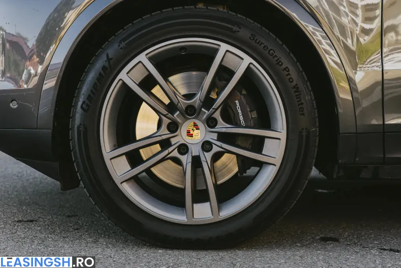 Porsche Cayenne din 2024 cu 59.849 km - oferta POR252315 - foto 7