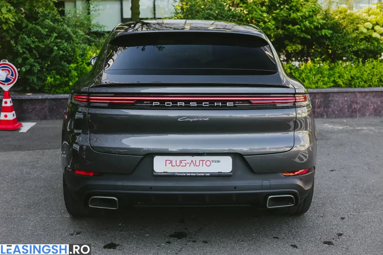 Porsche Cayenne din 2024 cu 59.849 km - oferta POR252315 - foto 12