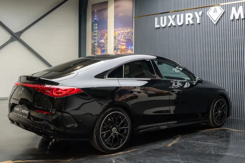 Mercedes-Benz CLA 200 (Clasa CLA) din 2026 cu 10.200 km - oferta MER252316 - foto 5