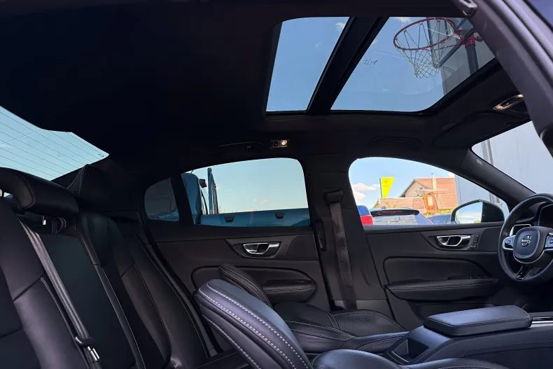 Volvo S60 din 2022 cu 116.000 km - oferta VOL252317 - foto 6