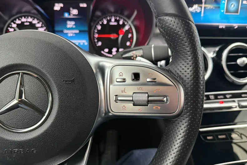 Mercedes-Benz C 180 (Clasa C) din 2020 cu 56.000 km - oferta MER252319 - foto 22