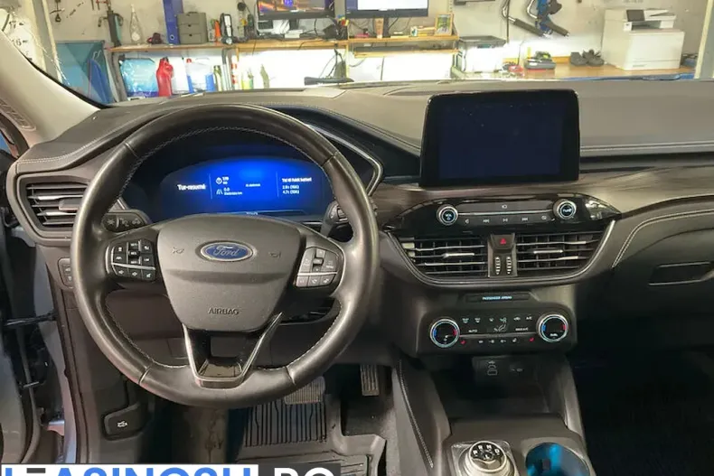 Ford Kuga din 2022 cu 165.851 km - oferta FOR252327 - foto 2