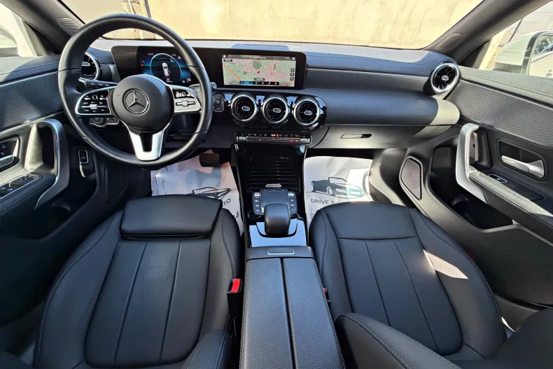 Mercedes-Benz CLA 180 (Clasa CLA) din 2023 cu 124.100 km - oferta MER252331 - foto 11