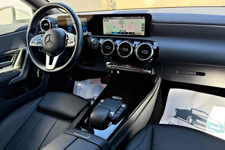 Mercedes-Benz CLA 180 (Clasa CLA) din 2023 cu 124.100 km - oferta MER252331 - foto 13
