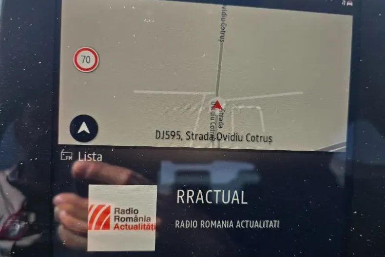 Renault Arkana din 2023 cu 39.124 km - oferta REN252335 - foto 15