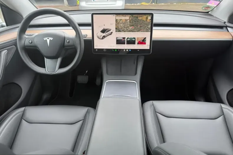 Tesla Model Y din 2023 cu 74.707 km - oferta TES252338 - foto 12