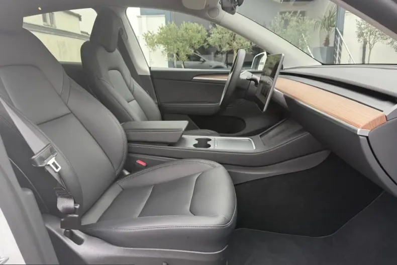Tesla Model Y din 2023 cu 74.707 km - oferta TES252338 - foto 15