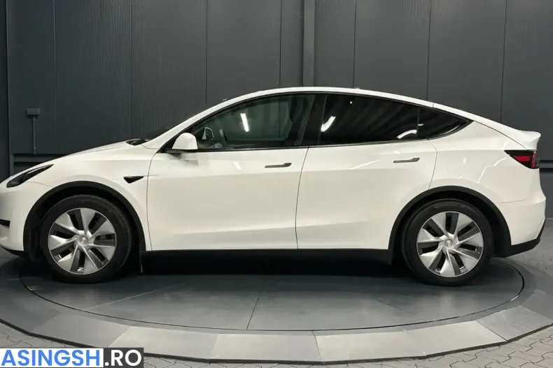 Tesla Model Y din 2023 cu 42.000 km - oferta TES252339 - foto 2