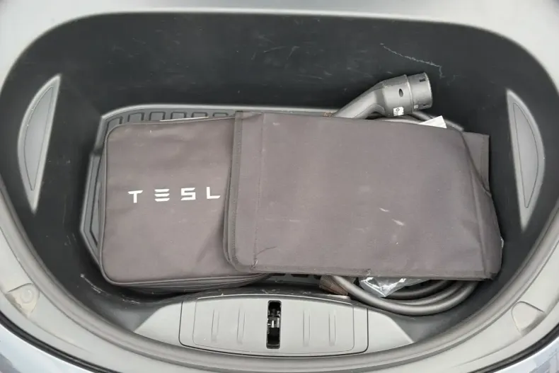 Tesla Model 3 din 2023 cu 76.100 km - oferta TES252342 - foto 21