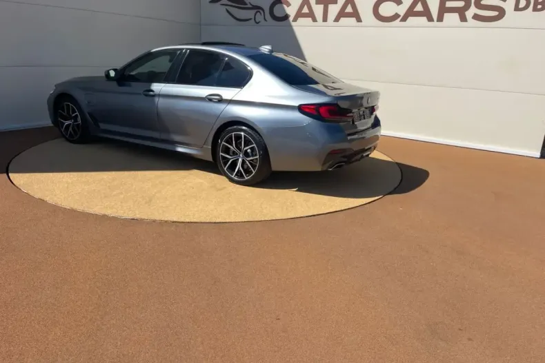 BMW 530 (Seria 5) din 2022 cu 147.000 km - oferta BMW252343 - foto 40