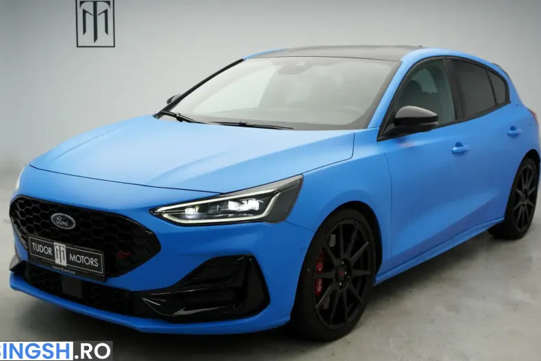 Ford Focus ST - MT6 - Track Pack din 2024 cu 6.254 km - oferta FOR252344 - foto 1