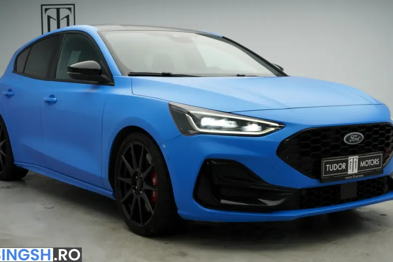 Ford Focus ST - MT6 - Track Pack din 2024 cu 6.254 km - oferta FOR252344 - foto 2
