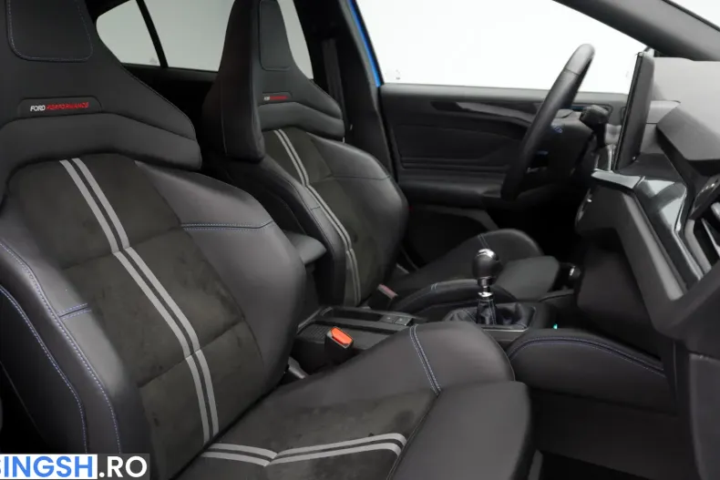Ford Focus ST - MT6 - Track Pack din 2024 cu 6.254 km - oferta FOR252344 - foto 21
