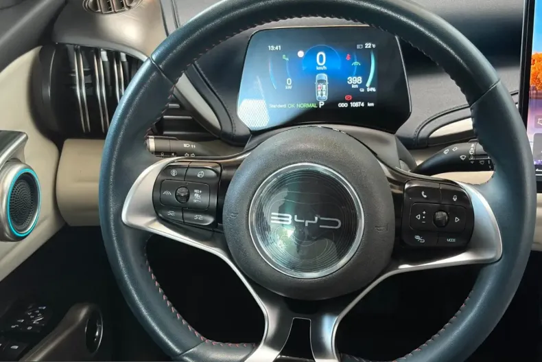BYD ATTO 3 din 2024 cu 10.874 km - oferta BYD252350 - foto 14