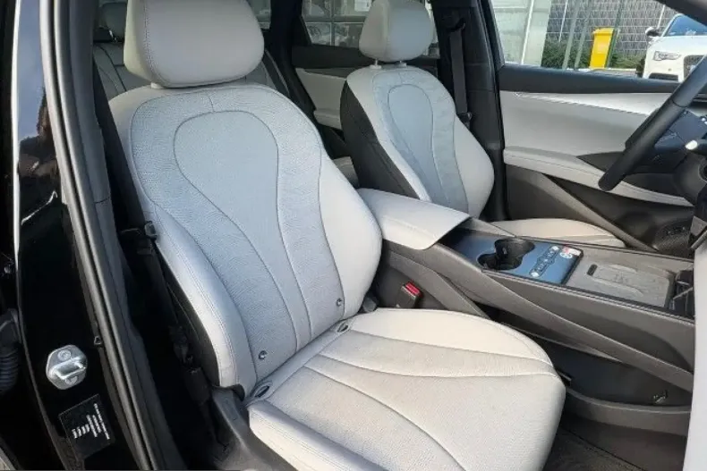 BYD Seal 6 din 2025 cu 14.200 km - oferta BYD252352 - foto 11