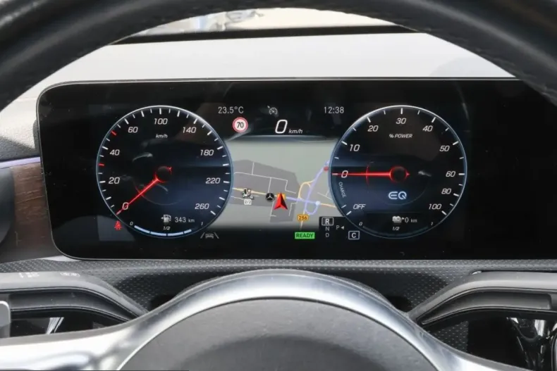 Mercedes-Benz CLA 250 (Clasa CLA) din 2021 cu 89.365 km - oferta MER252354 - foto 16