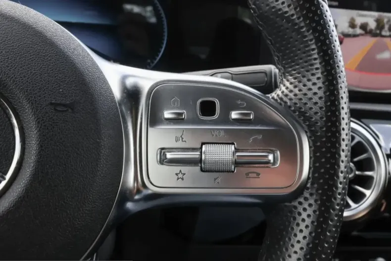 Mercedes-Benz CLA 250 (Clasa CLA) din 2021 cu 89.365 km - oferta MER252354 - foto 19