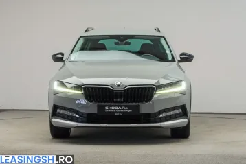 Skoda Superb din 2023 - oferta SKO252381