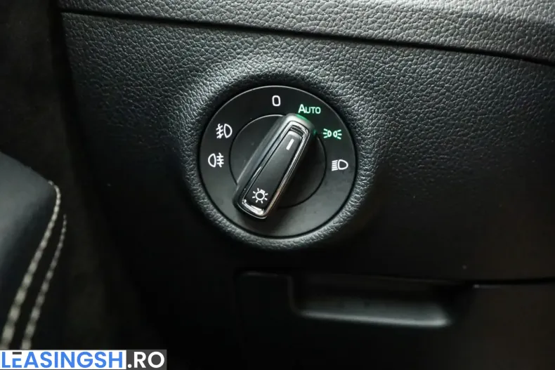 Skoda Superb din 2023 cu 52.600 km - oferta SKO252381 - foto 16