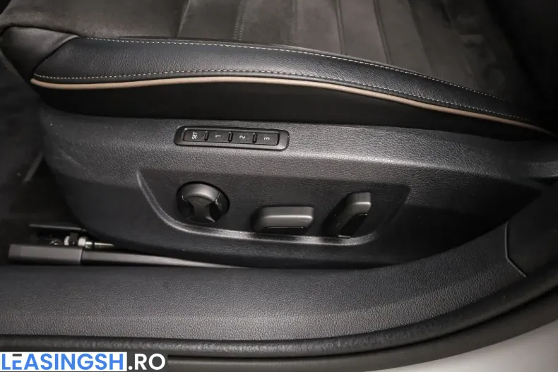 Skoda Superb din 2023 cu 52.600 km - oferta SKO252381 - foto 18
