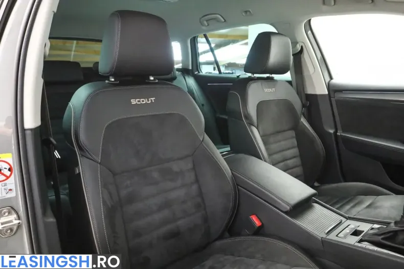 Skoda Superb din 2023 cu 52.600 km - oferta SKO252381 - foto 19