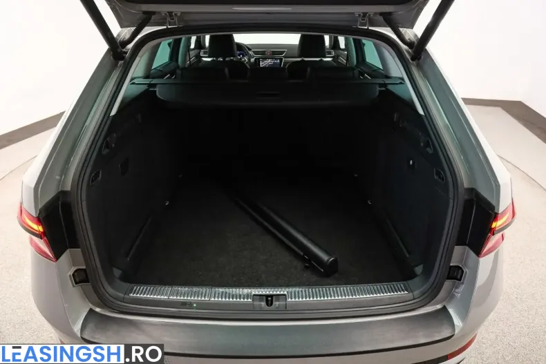 Skoda Superb din 2023 cu 52.600 km - oferta SKO252381 - foto 23