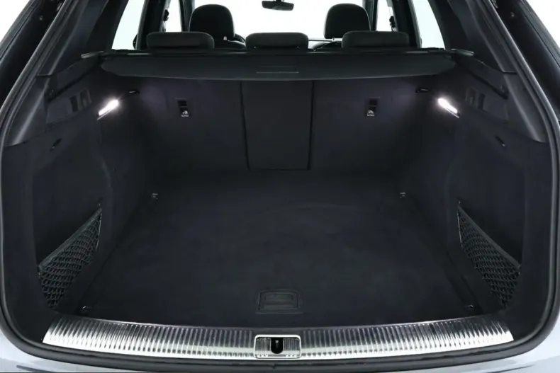 Audi Q5 din 2022 cu 109.430 km - oferta AUD252385 - foto 6