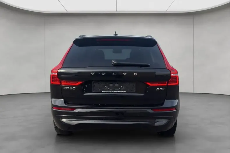 Volvo XC60 din 2024 cu 8.107 km - oferta VOL252395 - foto 4