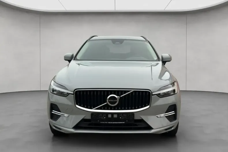 Volvo XC60 din 2024 cu 23.397 km - oferta VOL252396 - foto 8