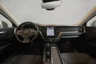 Volvo XC60 din 2024 cu 16.338 km - oferta VOL252398 - foto 13