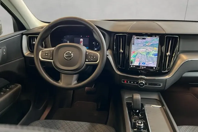 Volvo XC60 din 2024 cu 16.338 km - oferta VOL252398 - foto 14