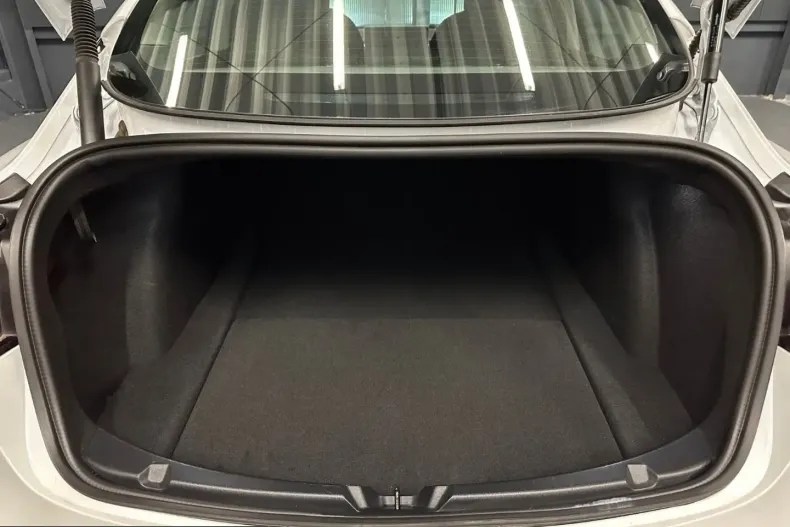 Tesla Model 3 din 2022 cu 54.000 km - oferta TES252403 - foto 32