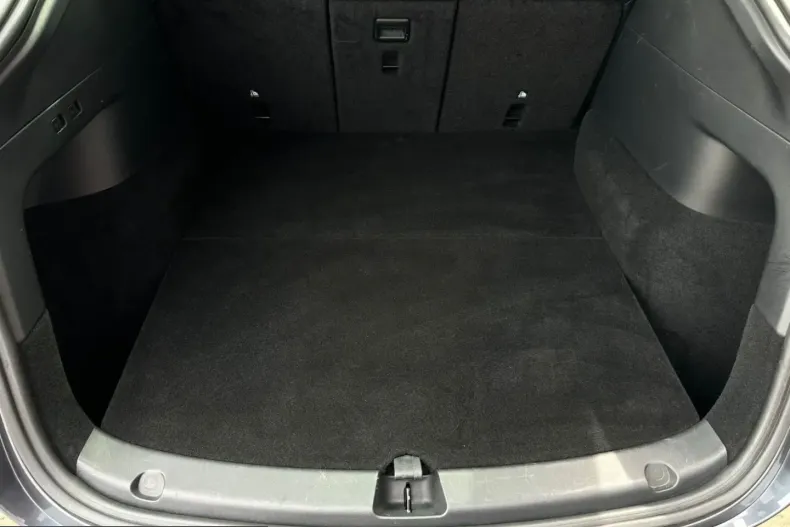 Tesla Model Y din 2022 cu 85.884 km - oferta TES252406 - foto 16