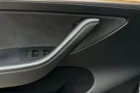 Tesla Model Y din 2022 cu 85.884 km - oferta TES252406 - foto 21