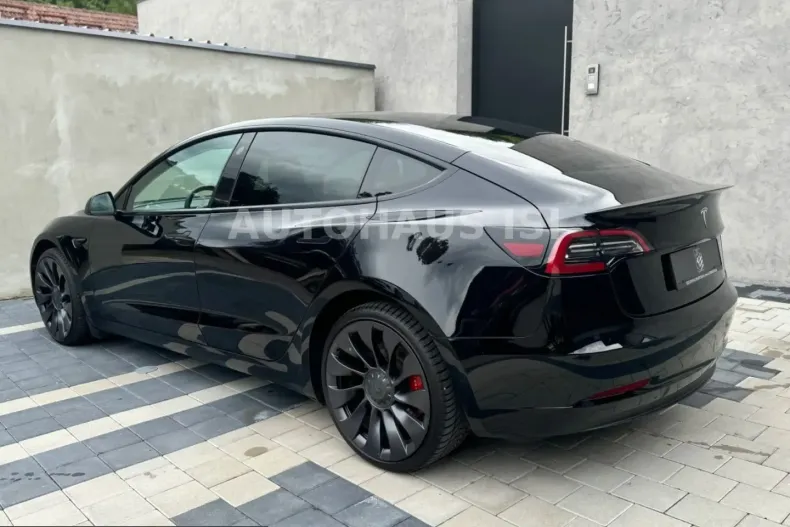 Tesla Model 3 din 2022 cu 42.900 km - oferta TES252408 - foto 3