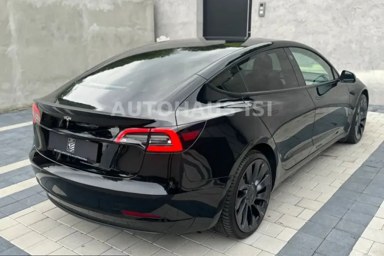 Tesla Model 3 din 2022 cu 42.900 km - oferta TES252408 - foto 5