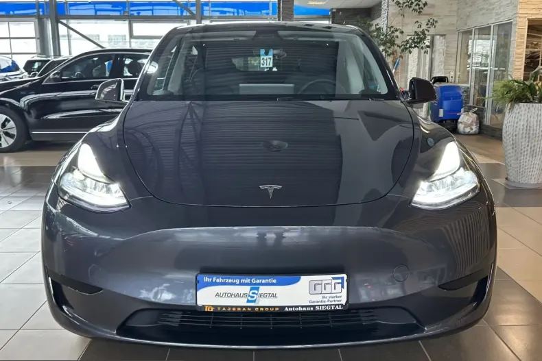Tesla Model Y din 2023 cu 40.794 km - oferta TES252410 - foto 2