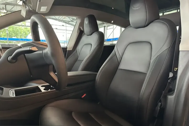 Tesla Model Y din 2023 cu 40.794 km - oferta TES252410 - foto 10