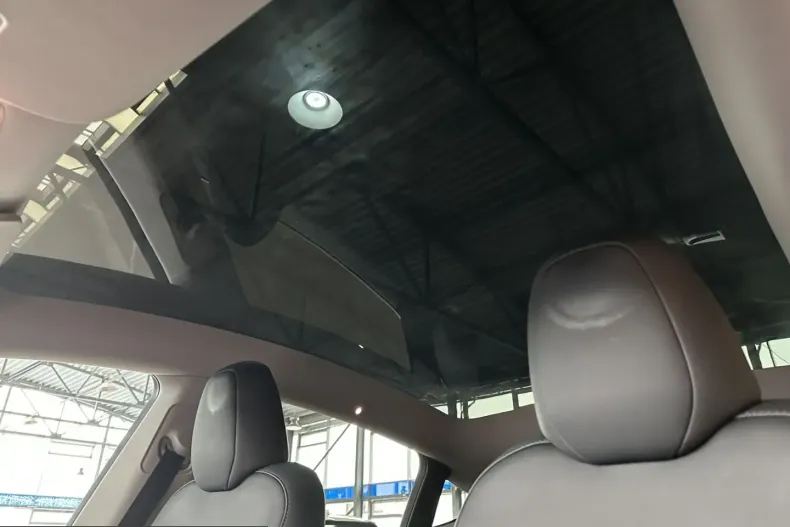 Tesla Model Y din 2023 cu 40.794 km - oferta TES252410 - foto 11