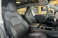 Tesla Model Y din 2023 cu 40.794 km - oferta TES252410 - foto 16