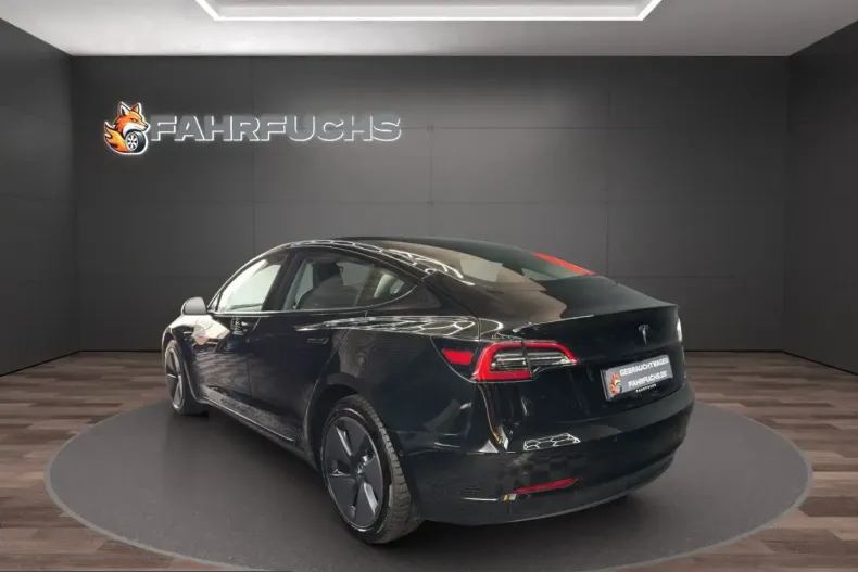 Tesla Model 3 din 2022 cu 25.600 km - oferta TES252411 - foto 5