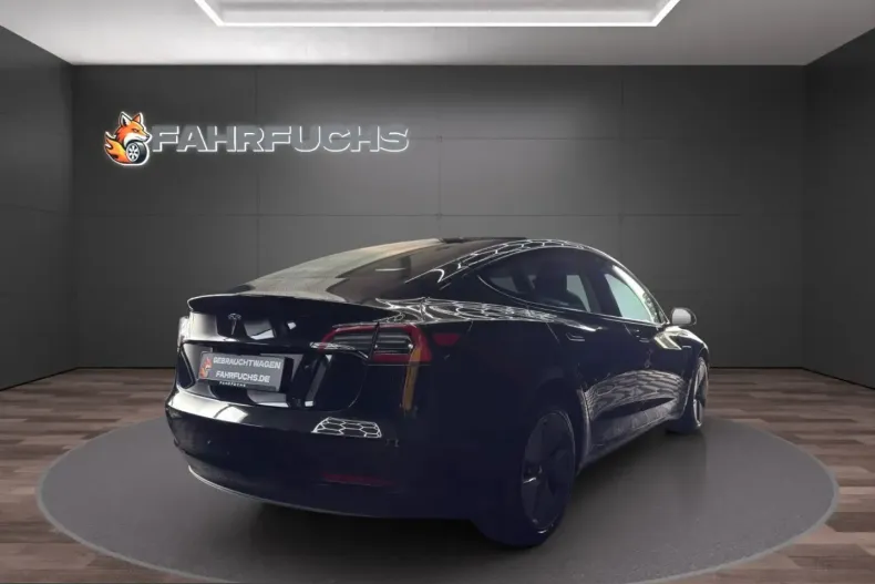 Tesla Model 3 din 2022 cu 25.600 km - oferta TES252411 - foto 7