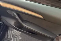 Tesla Model 3 din 2022 cu 25.600 km - oferta TES252411 - foto 15