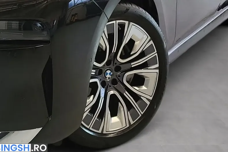 BMW 740 (Seria 7) din 2023 cu 56.302 km - oferta BMW252441 - foto 4