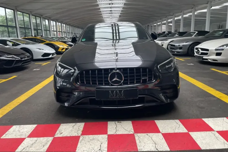Mercedes-Benz E 53 AMG (Clasa E) din 2022 cu 63.677 km - oferta MER252459 - foto 1